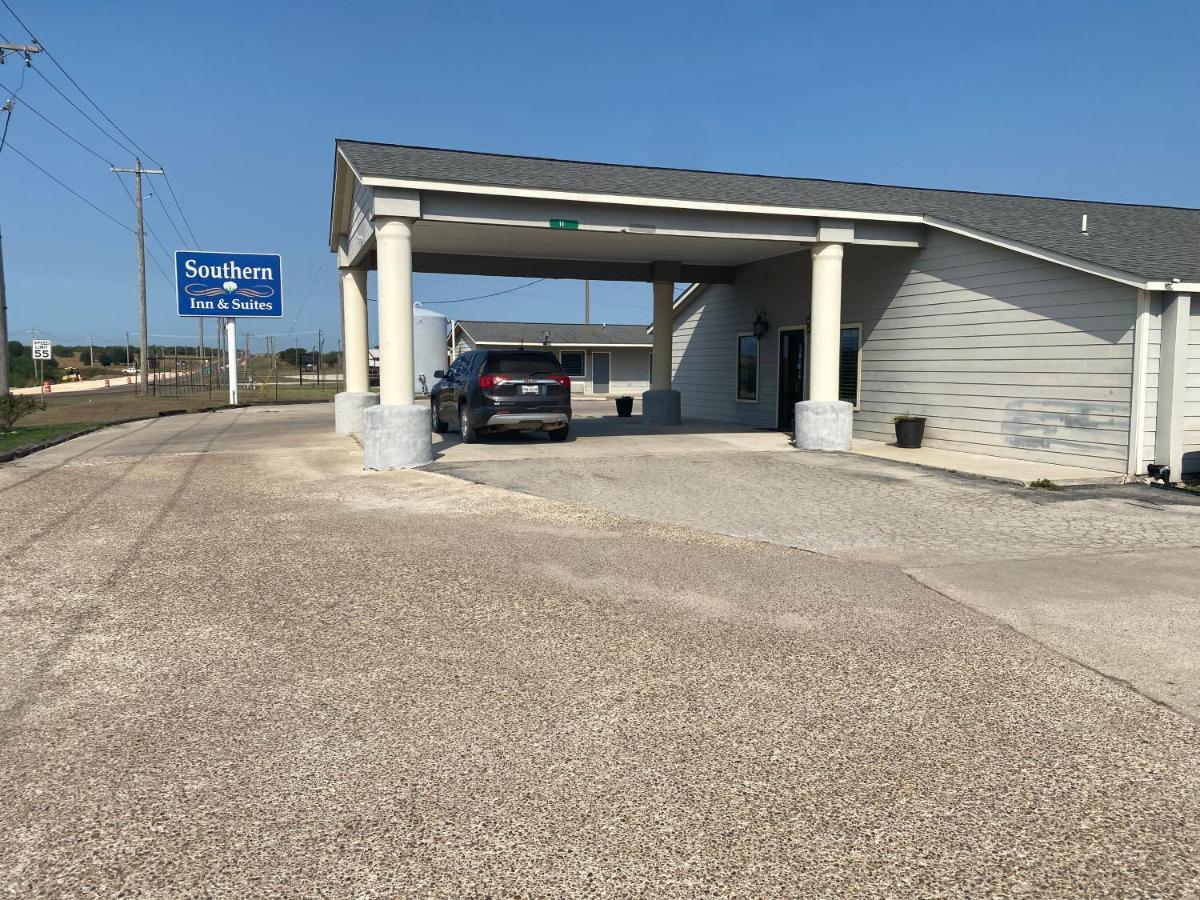 Southern Inns And Suites Now Offering Rv Spaces For Rent Yorktown Exteriér fotografie