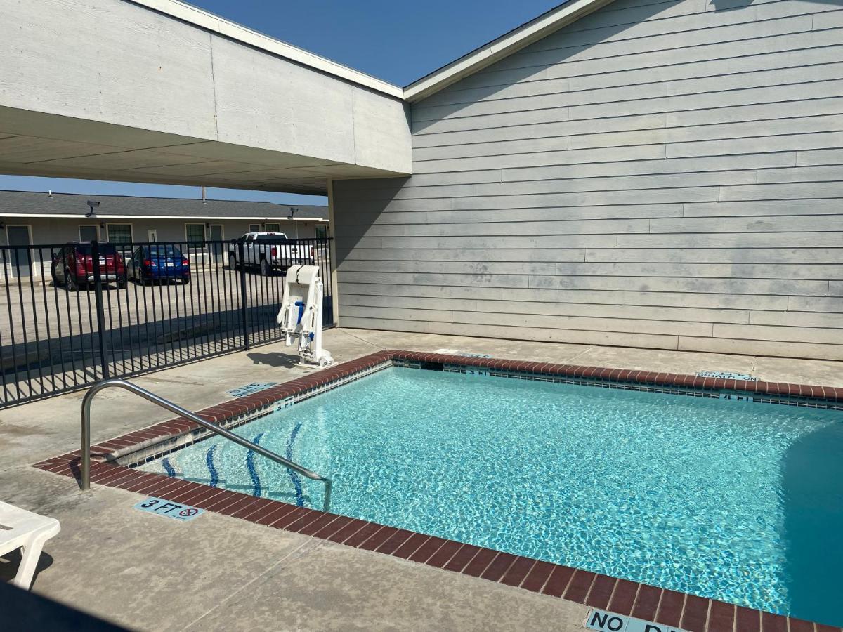 Southern Inns And Suites Now Offering Rv Spaces For Rent Yorktown Exteriér fotografie