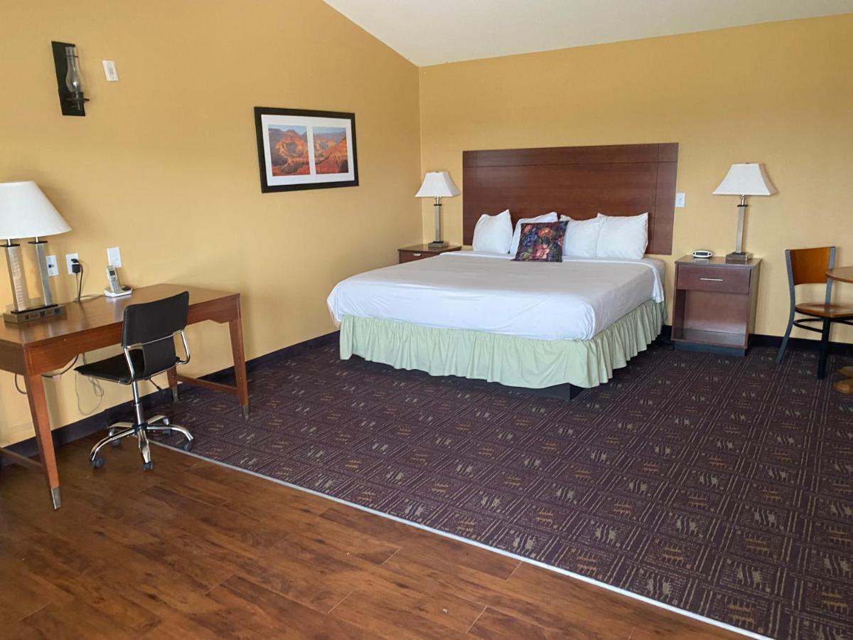 Southern Inns And Suites Now Offering Rv Spaces For Rent Yorktown Exteriér fotografie